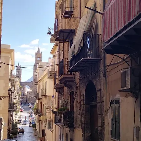 アパート Dome La Cupoletta パレルモ